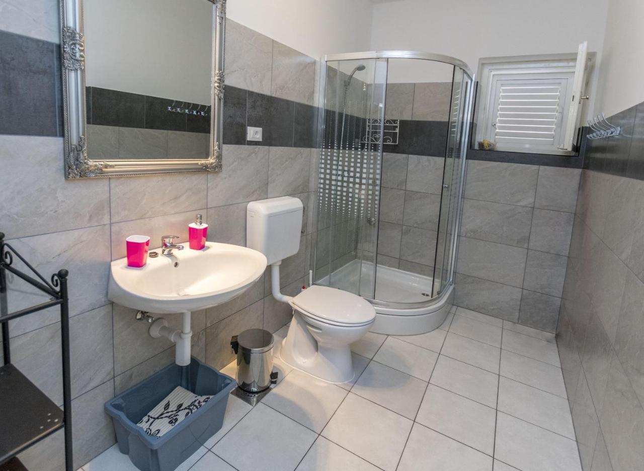 Apartments Zmika Primošten Dış mekan fotoğraf