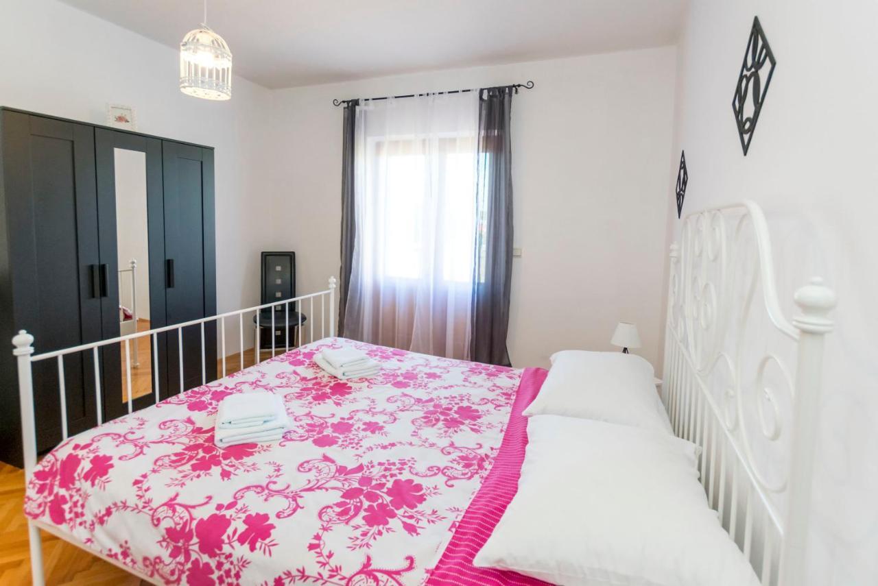 Apartments Zmika Primošten Dış mekan fotoğraf
